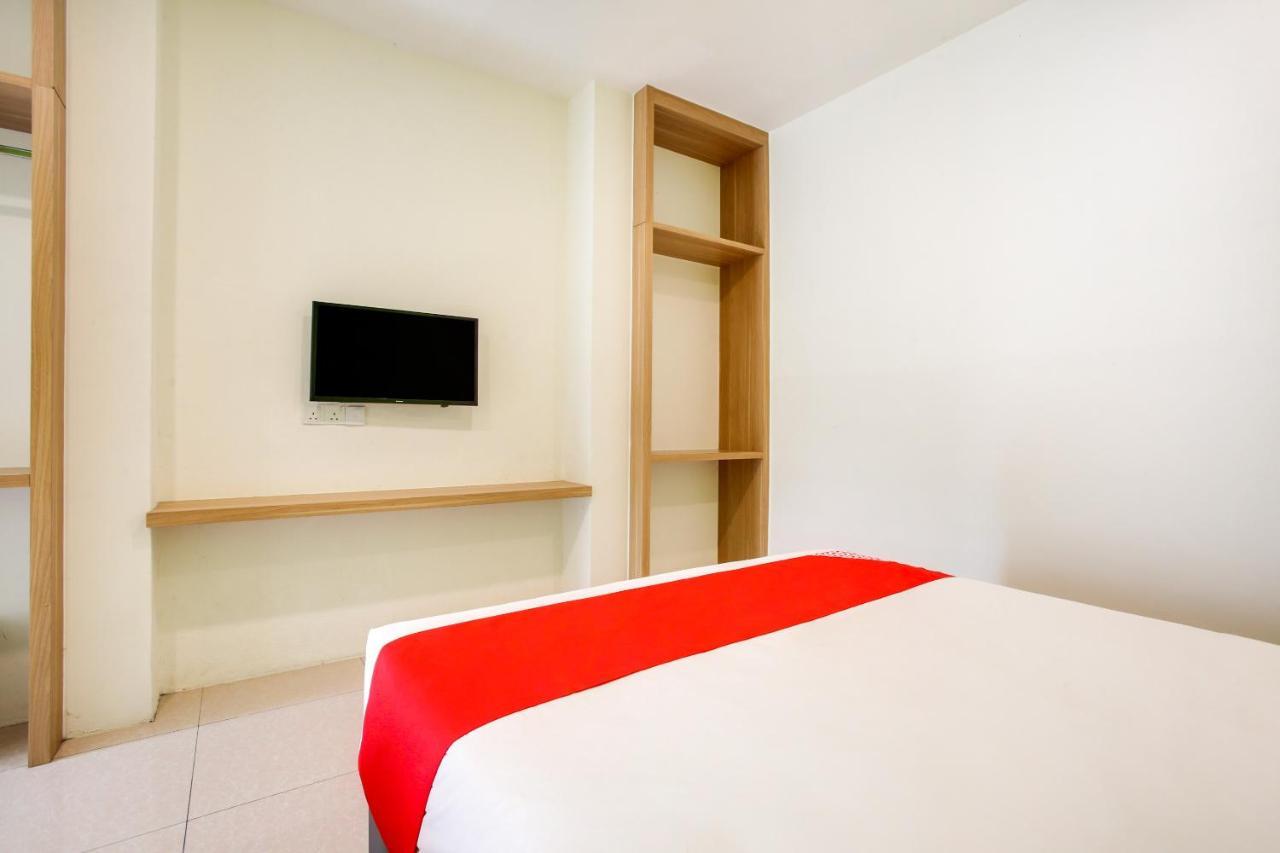 Oyo 89677 Sunflower Hotel Seremban Exterior photo